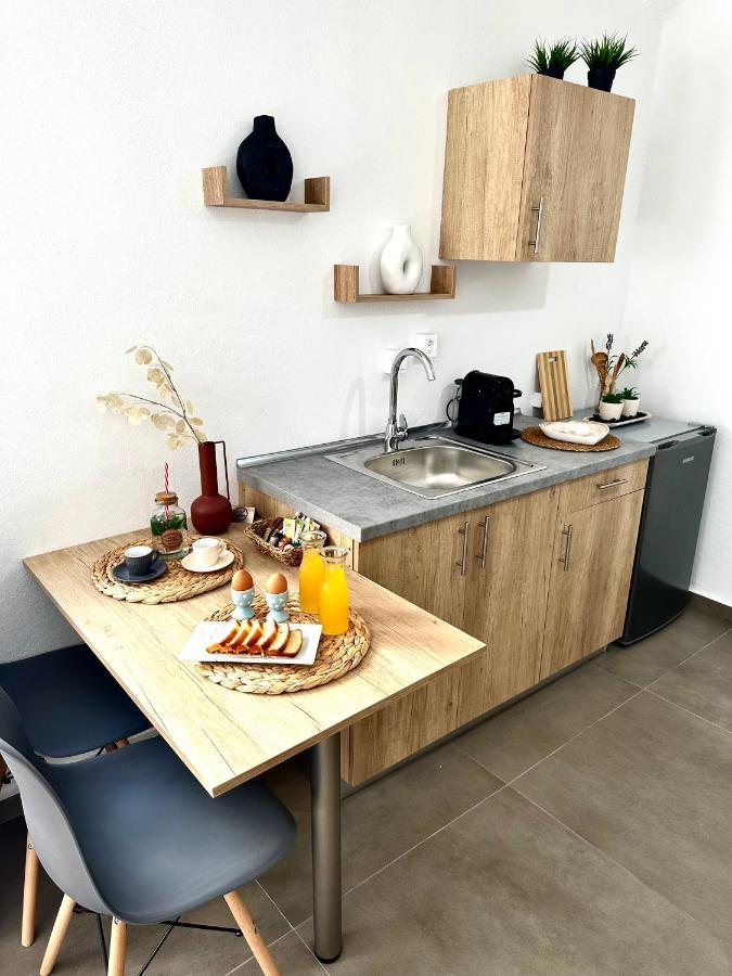 Aeron Suites Exo Gonia ภายนอก รูปภาพ